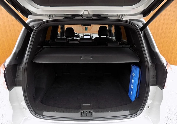 Ford Kuga cena 77900 przebieg: 58000, rok produkcji 2019 z Bielawa małe 562